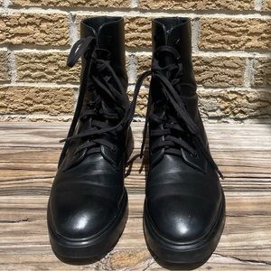 Stuart Weitzman Mckenzee Leather Combat boots , size 6
